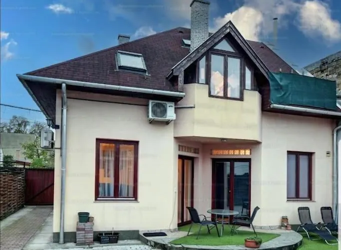 Villa Achilles House