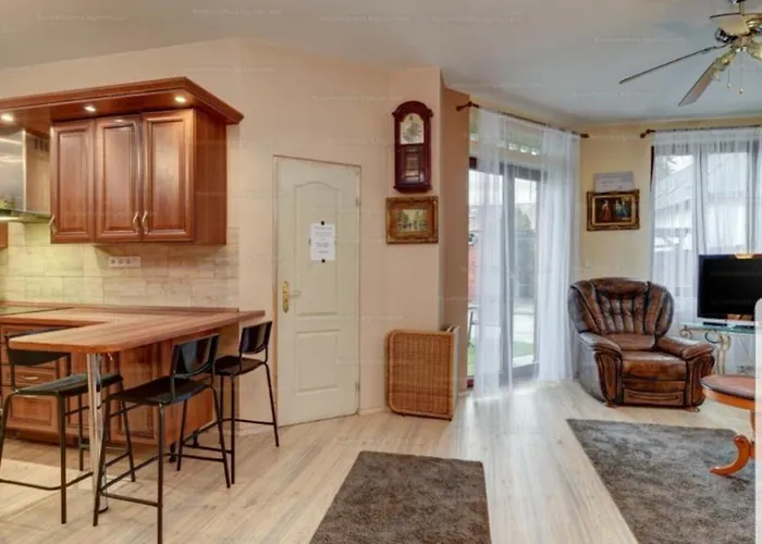 Villa Achilles House *