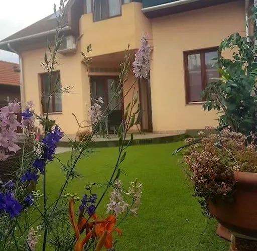Achilles House * Budapeşte